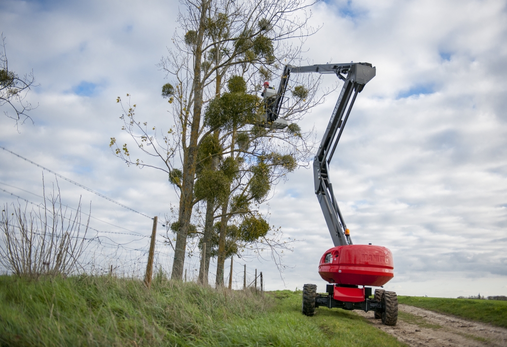 Aluguel de Plataforma Articulada Preço no Jardins - Empresa de Locação de Plataformas