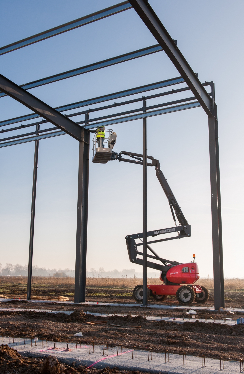 Plataforma Articulada para Alugar no Jardim Iguatemi - Fabricantes de Plataformas Aéreas