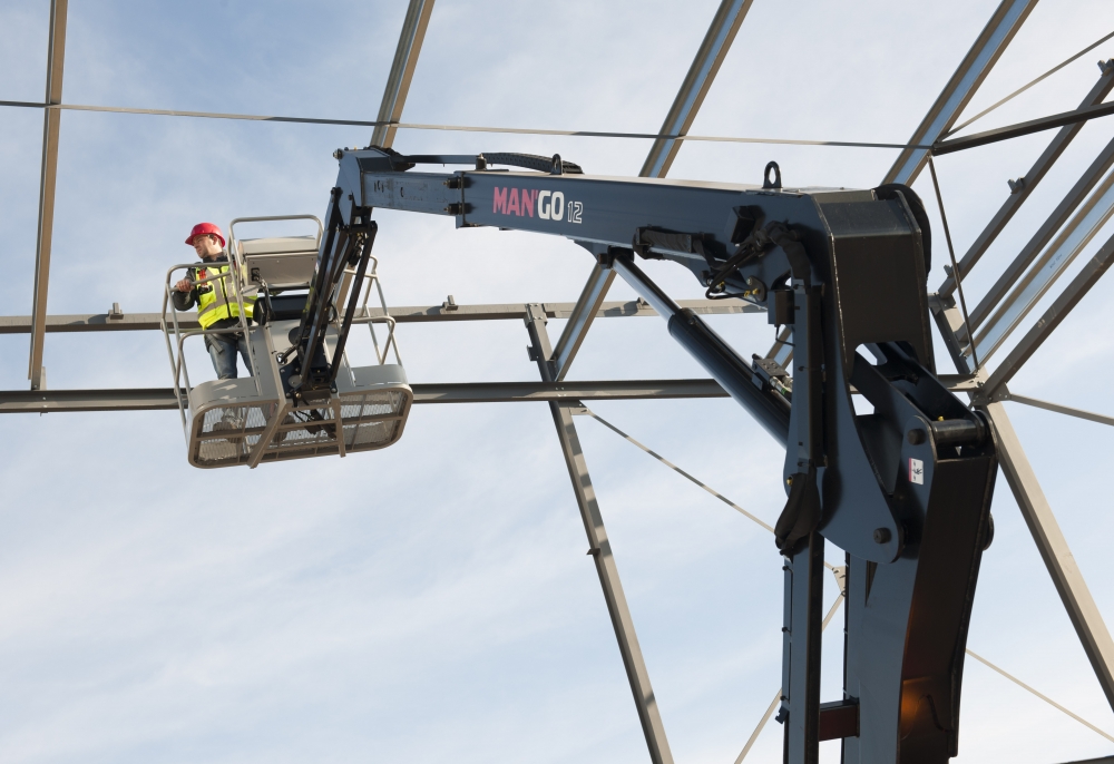 Preço de Aluguel de Plataforma Elevatória no Parque do Carmo - Locação de Plataforma Elevatória Tipo Tesoura